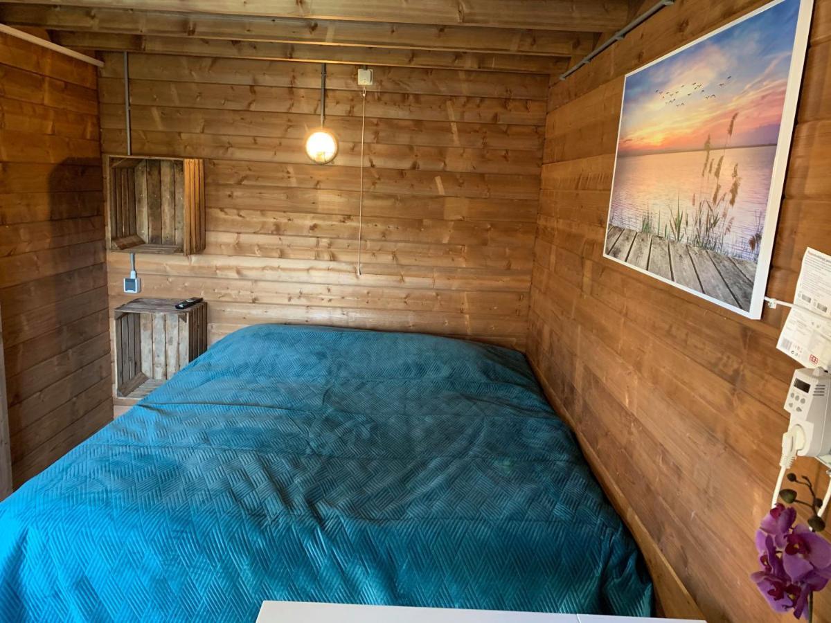 Chalet - B&B De Koog Uitgeest エクステリア 写真