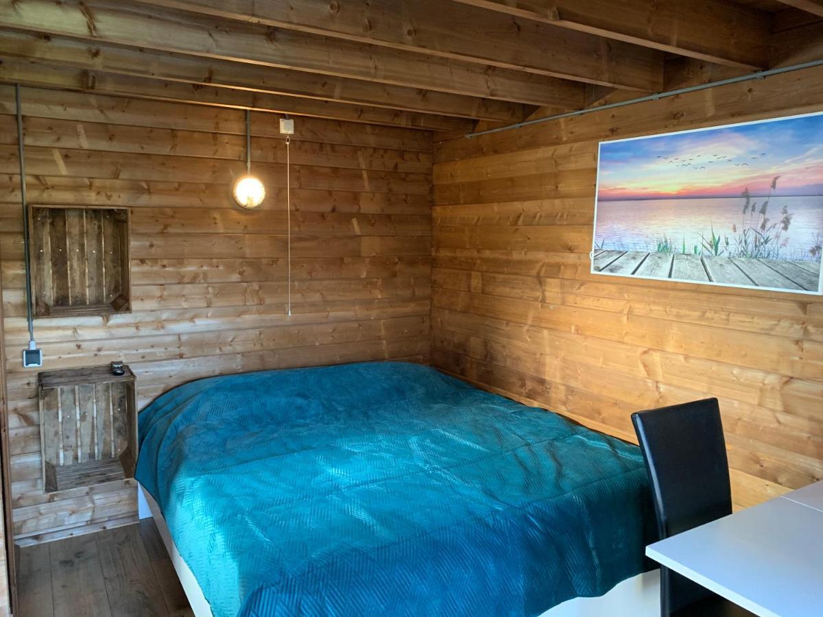 Chalet - B&B De Koog Uitgeest エクステリア 写真